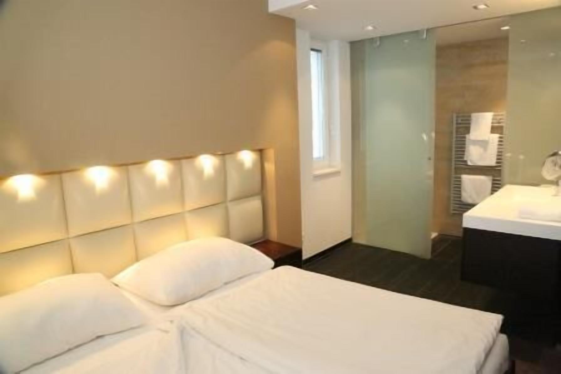 Prielmayerhof Hotel Линц Екстериор снимка