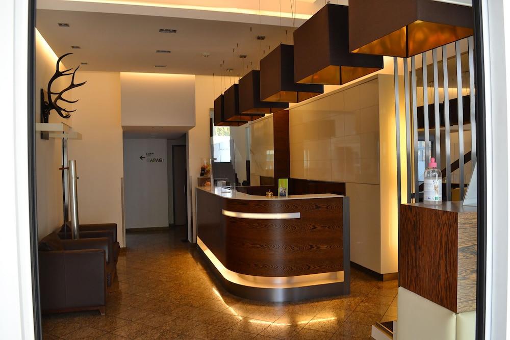 Prielmayerhof Hotel Линц Екстериор снимка