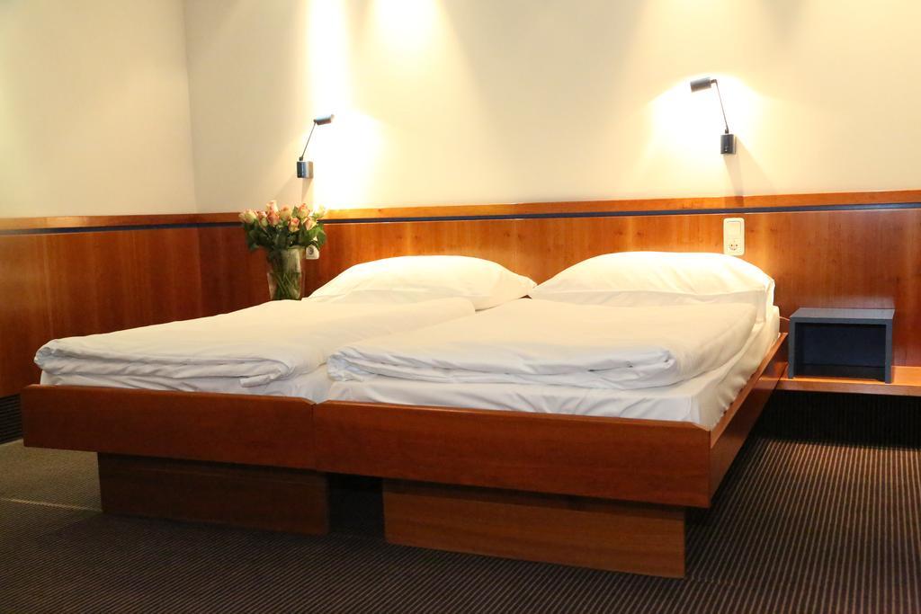 Prielmayerhof Hotel Линц Екстериор снимка