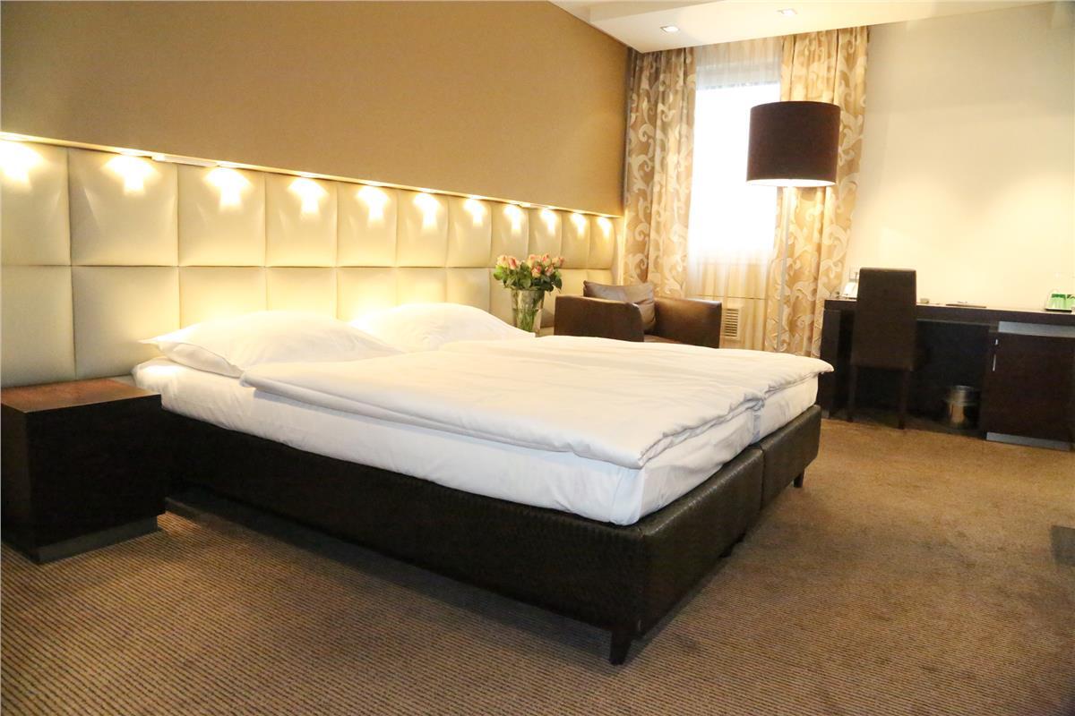 Prielmayerhof Hotel Линц Екстериор снимка